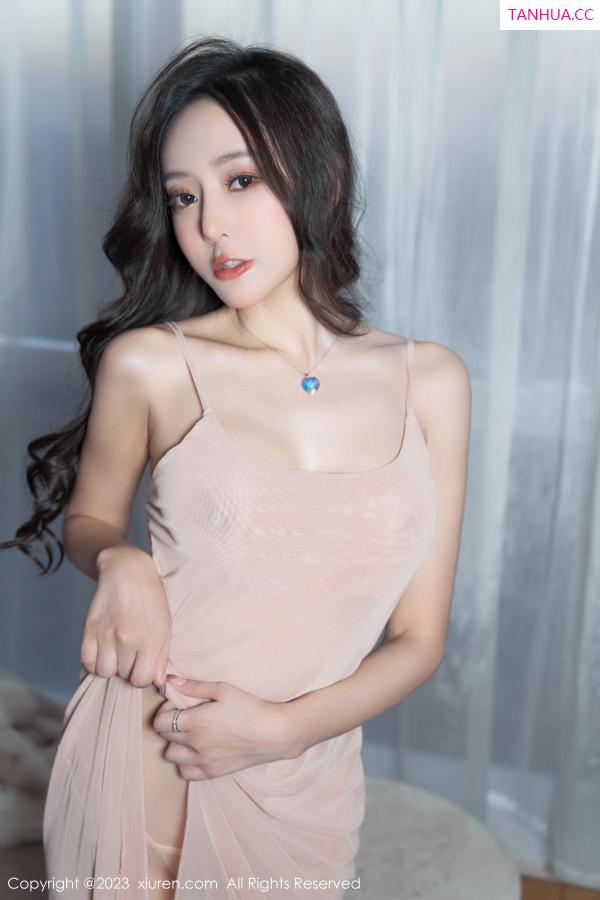 王馨瑶  [XiuRen]高清写真图 2023.01.09 No.6105 王馨瑶yanni 丝袜美腿第47张图片